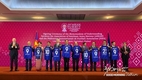 월드컵 유치회담에서 동남아시아 지도자들이 FIFA 회장을 만난다.