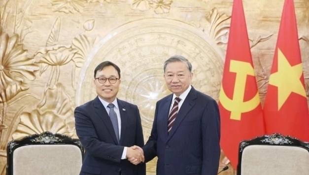 새 온라인 카지노 정부는 온라인 카지노을 주요 파트너로 계속 고려