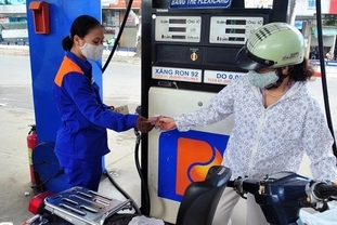 휘발유 가격 리터당 2만480원으로 올라… 7일 만에 최대 1320원 인상