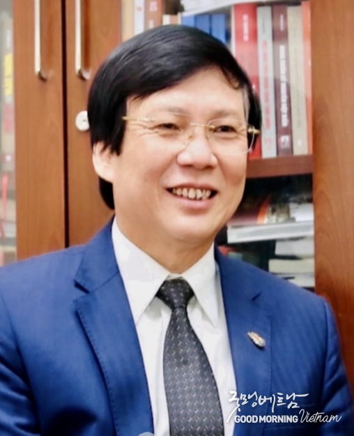호꽝러이 대기자, 베‧루마니아친선협회 회장