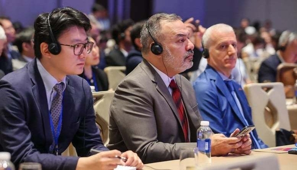 2025년 8월 2일 베트남 호치민시에서 열린 국제 금융 센터 개발 회의에 참석한 대표들