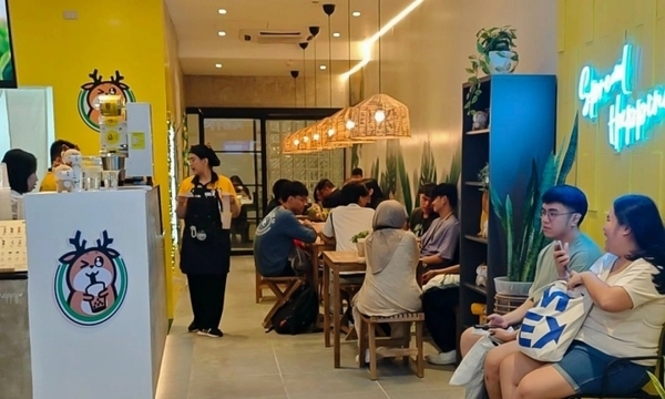 필리핀의 HappiTea 매장은 항상 붐빈다.