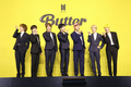 방탄 소년단을 거느린 한국의 억만장자