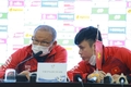 [축구] VFF는 박항서 감독이 2022년 AFF컵에 집중하기를 원한다