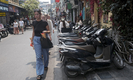 외국인 관광객, 하노이 거리가 걷기에 너무 위험하다고 생각
