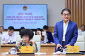 [정부와 기업 간 회의] 빈그룹 회장, 모든 사람에게 영어 대중화 제안