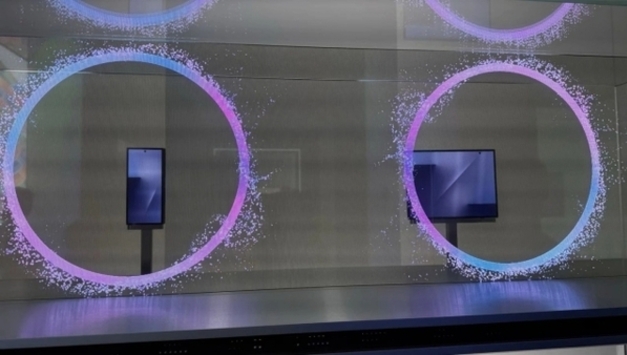 [테크놀리지] 삼성, 세계 최초 트라이폴드폰 12월 5일 출시…가격 3000달러, 중국·싱가포르 등 한정 시장