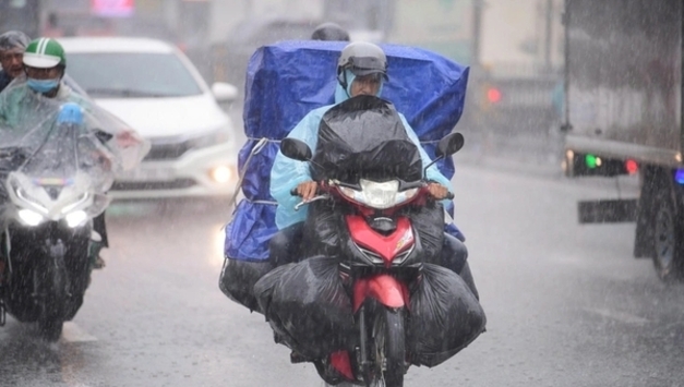 16호 태풍의 위험에 직면, 호치민시 지난 18년 동안 3번의 태풍이 발생했으며 태풍의 빈도가 증가