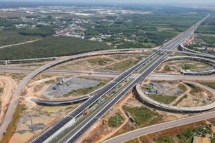 [화보] 비엔호아-붕따우 고속도로, 이동 시간 절반으로...