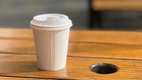 [넷제로] 일회용 커피컵 사용 시 수천 개의 미세플라스틱 입자를 삼킬 위험