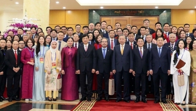 또럼 총서기 “해외 베트남 공동체, 새로운 발전 시대의 핵심 자원”