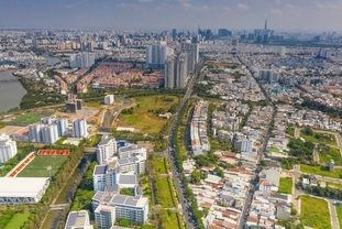 부동산 재고 사상 최고치를 기록 ...미화 160억달러 이상의 배경