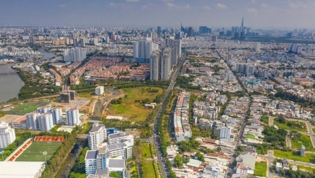 부동산 재고 사상 최고치를 기록 ...미화 160억달러 이상의 배경