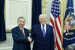 또럼 총서기, 백악관서 트럼프 대통령과 회담…“전략기술 수출통제 조기 해제” 합의