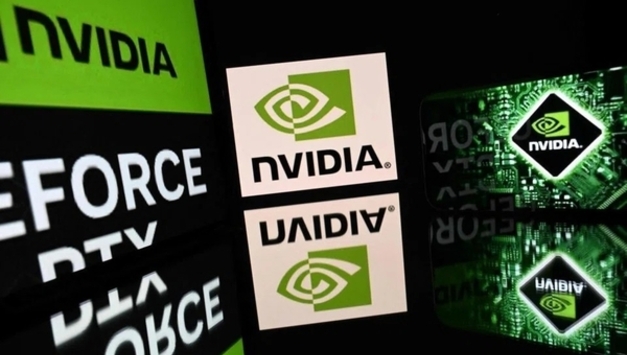 [국제] 엔비디아, 분기 매출 681억 달러 '어닝 서프라이즈'... AI 거품론 잠재우며 세계 1위 공고히