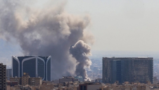 [중동사태] 이란, 미국과 이스라엘에 '성전' 선포; 아랍에미리트, 카타르, 바레인에서 추가 폭발 발생.