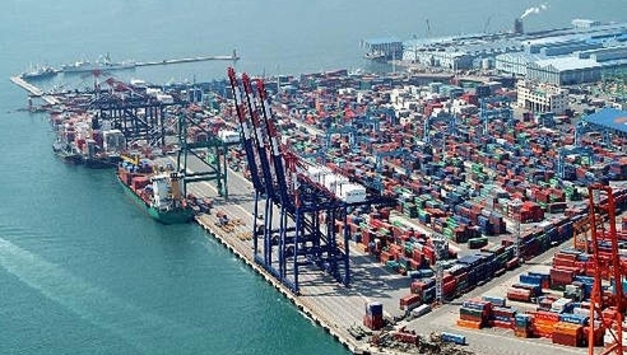 반도체 수요 호조로 한국 수출 급증