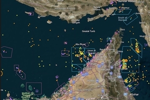 호르무즈 해협 사실상 마비…전 세계 해상 운송 10 발 묶여