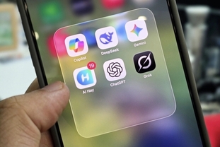 [기획] "생각은 기계가, 명령은 내가?"… 베트남 청년층 'AI 무지 증후군' 주의보