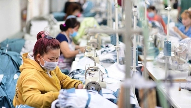 "비용은 오르고 마진은 깎이고"... 베트남 기업들, '기술'로 위기 정면돌파