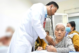 호치민시 건강검진, 63.7가 건강 문제 발견… 가장 흔한 것은 ‘만성질환’