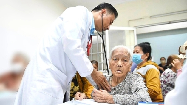 호치민시 건강검진, 63.7가 건강 문제 발견… 가장 흔한 것은 ‘만성질환’