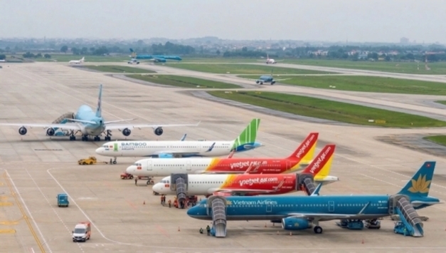 4월30일 연휴 항공·기차표 가격 급등… 많은 노선 만석·최고가 판매