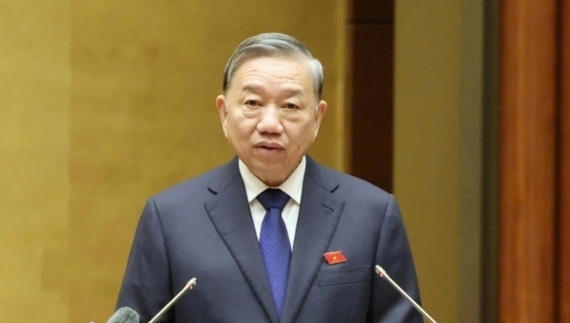 또럼 총서기 겸 주석 재선 직후 중국행…2,500억 달러 관계 ‘더 밀착’ 신호탄