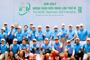 호찌민시, 골프로 외교 연결… 고급 관광 활성화 나서