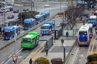 서울시가 말해 주는 호찌민시 버스 시스템의 ‘진짜 과제’… 무임승차로만 부족하다