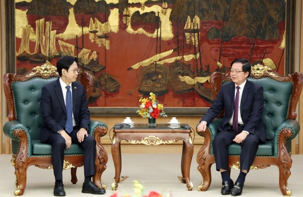 배경훈 부총리가 꼽은 베트남의 ‘넥스트 먹거리’... 반도체와 AI가 핵심