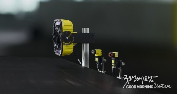 The Cognex SLX logistics devices are ready to take on specific logistics applications.